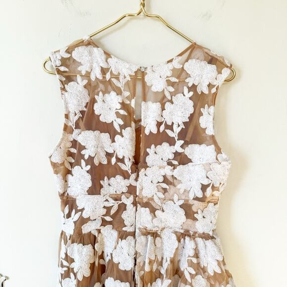 NWT Tracy Reese White Floral Embroidered Half Peplum Dress 10 - Picture 8 of 12